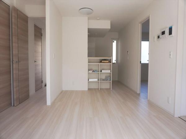 居室・リビング　内装