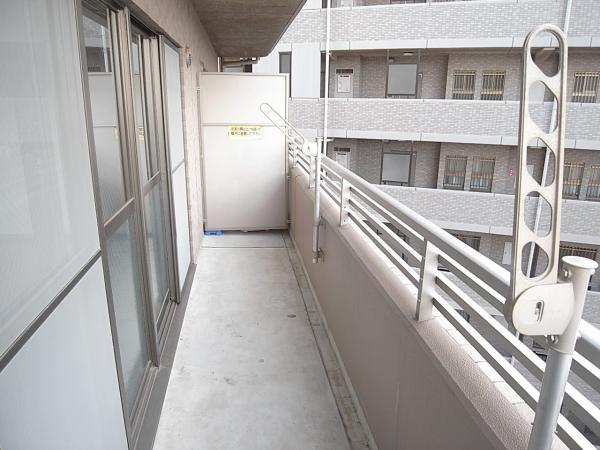 バルコニー　バルコニー（テラス）