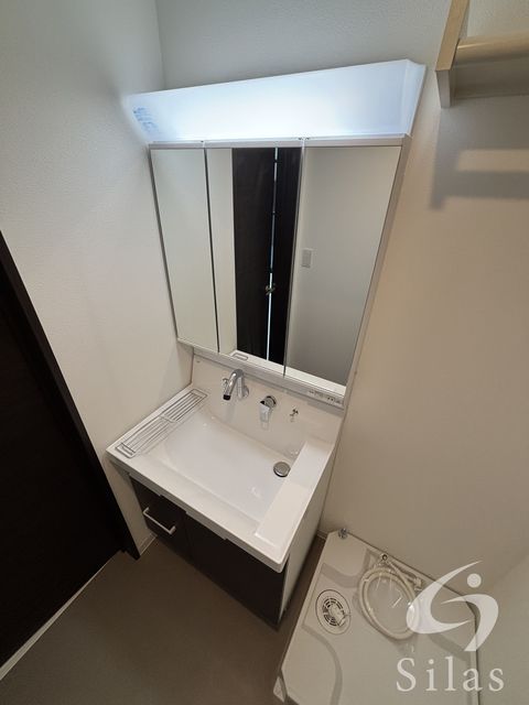 洗面設備　同仕様