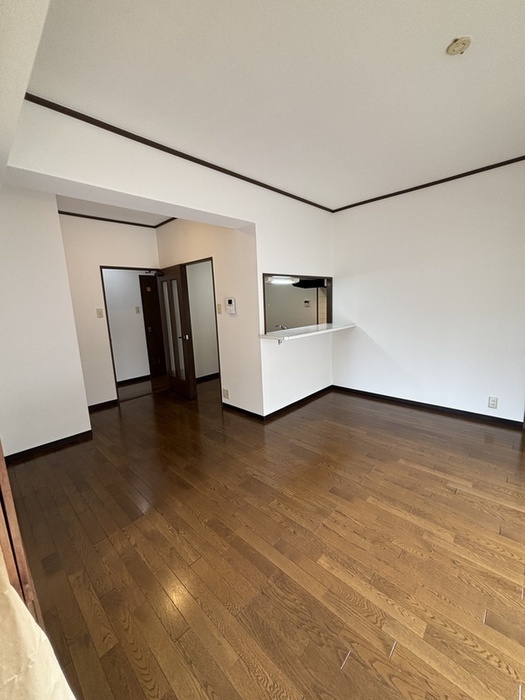 居室・リビング　別号室写真