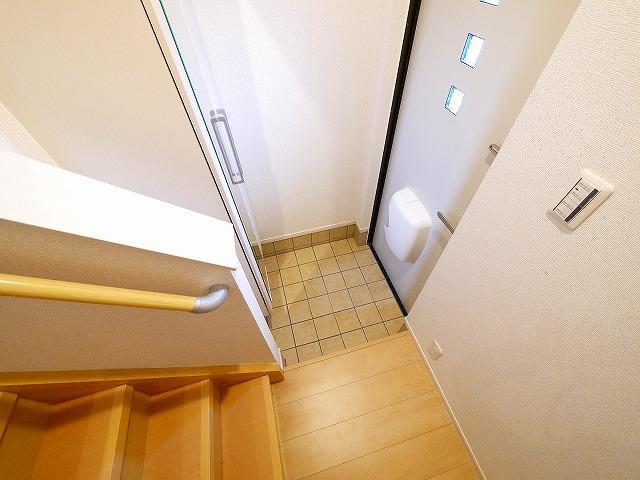 玄関　シンプルで使いやすい玄関です