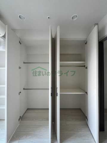 収納　ルフォンプログレ文京湯島