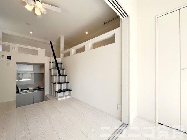 居室・リビング　モデルルームの為、現状を優先致します。