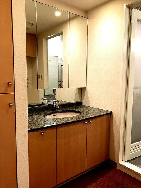 洗面設備　洗面所です