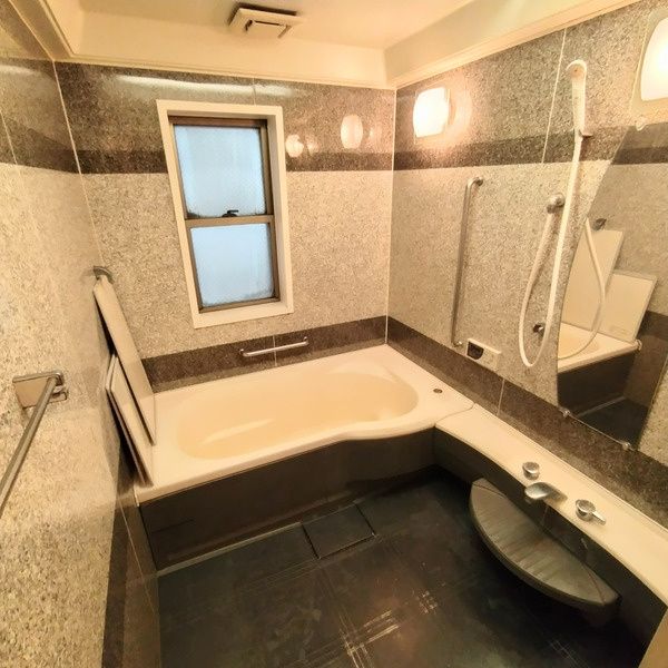 バス・シャワールーム　☆リラックスできるお風呂☆