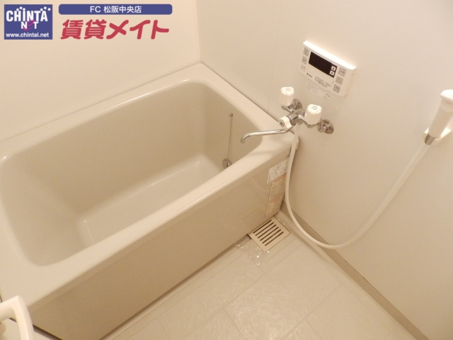 バス・シャワールーム　追い炊き給湯付きのお風呂（^－^）