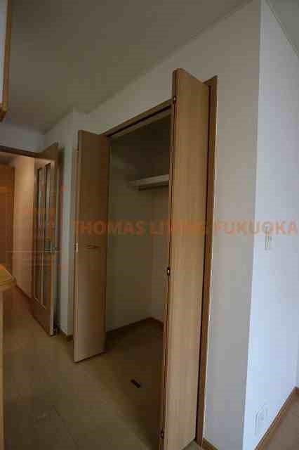 収納　・同型タイプ参考写真