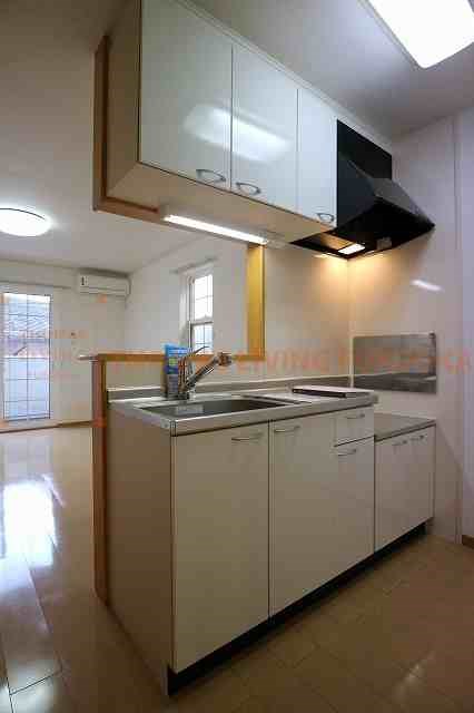 キッチン　・同型タイプ参考写真