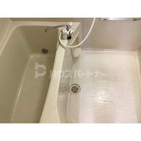 バス・シャワールーム　バス