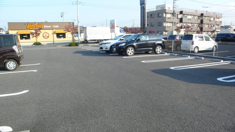 駐車場　敷地内駐車スペース