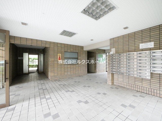 ロビー　落ち着いたロビーです