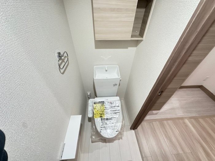 トイレ　※別号室の写真です。