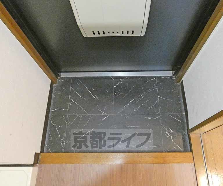 玄関　玄関です。