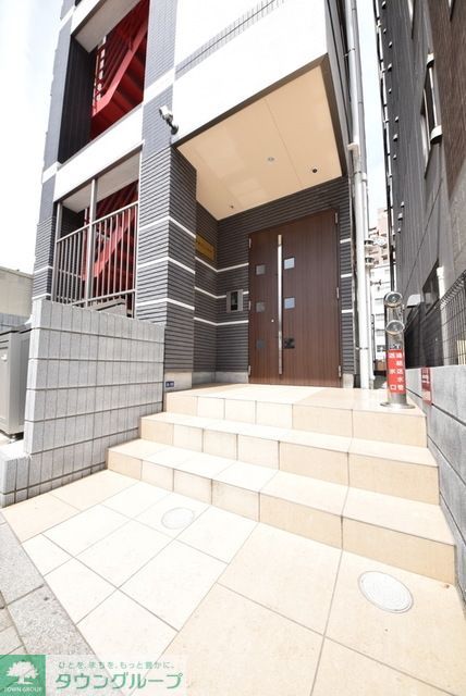 エントランス　お問合せはタウンハウジングまで！※現地待合わせ相談可能