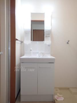 洗面設備　洗髪洗面化粧台