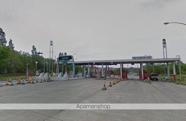 その他　八戸ＩＣ（その他）まで2100m