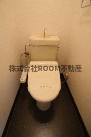 トイレ　落ち着いたトイレです