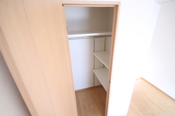 収納　※別号室の写真です