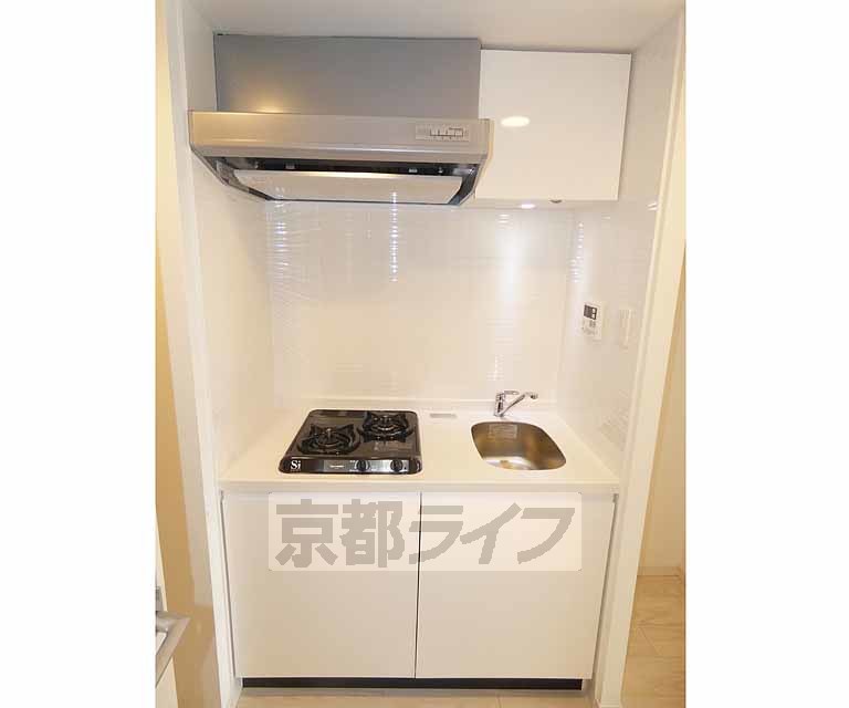 キッチン　システムキッチン。