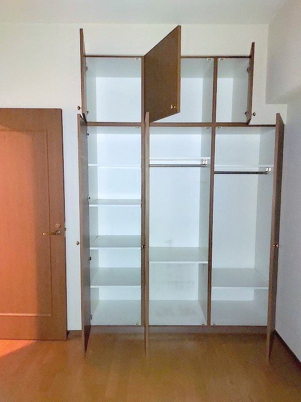 収納　洋室５３帖　収納多し