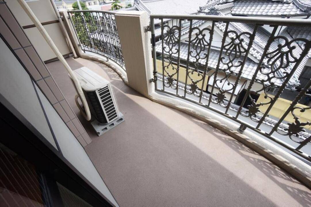 バルコニー　バルコニー