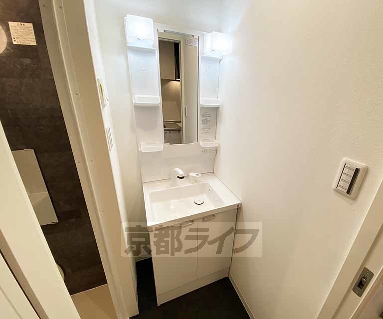 洗面設備　独立洗面台