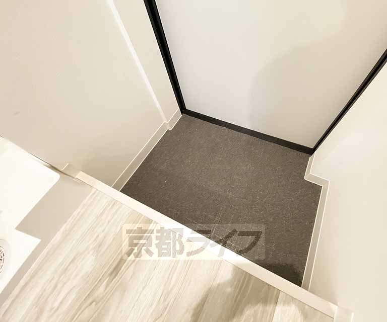 玄関　大きな段差がありません