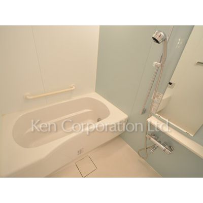 バス・シャワールーム　同タイプ11階のお部屋を撮影。仕様が異なることがあります。