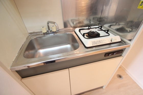 キッチン　※別部屋の写真です