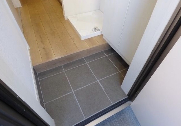 玄関　※同シリーズ