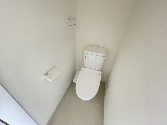 トイレ　※別部屋の写真です