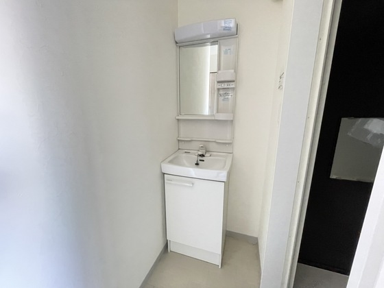 洗面設備　※別部屋の写真です