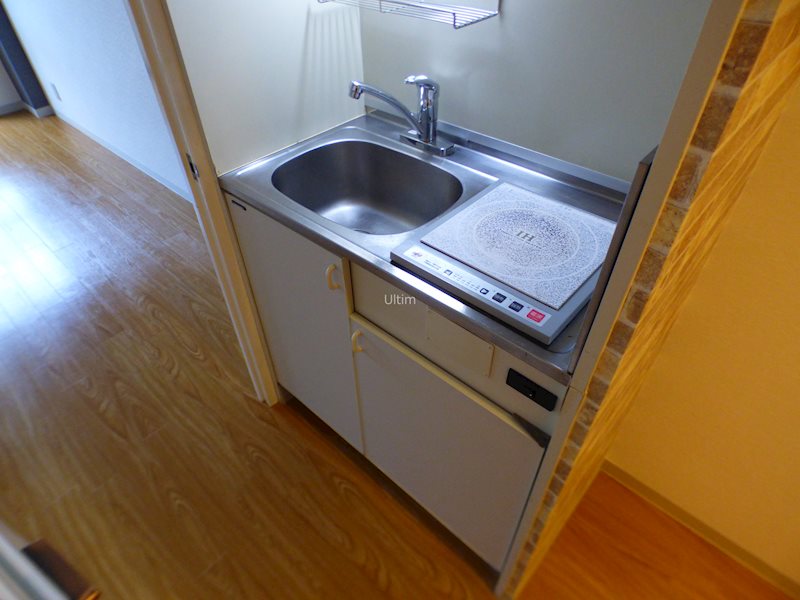 キッチン　別部屋のお写真です。ご参考までに！