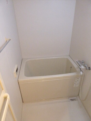 バス・シャワールーム　浴室　※2024年12月撮影