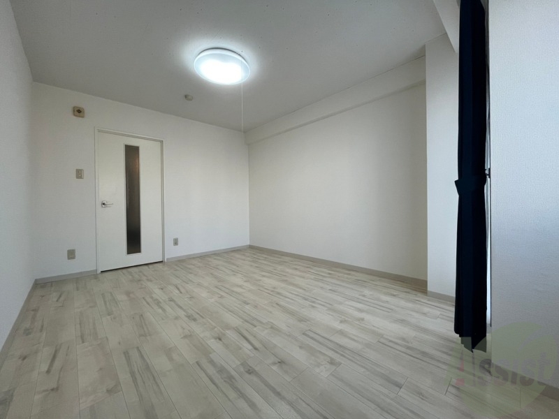 居室・リビング　広くてキレイなお部屋が広がっていて、充実した生活が送れそう。