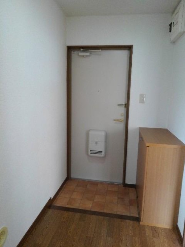 玄関　図面と現状に相違がある場合には現状を優先