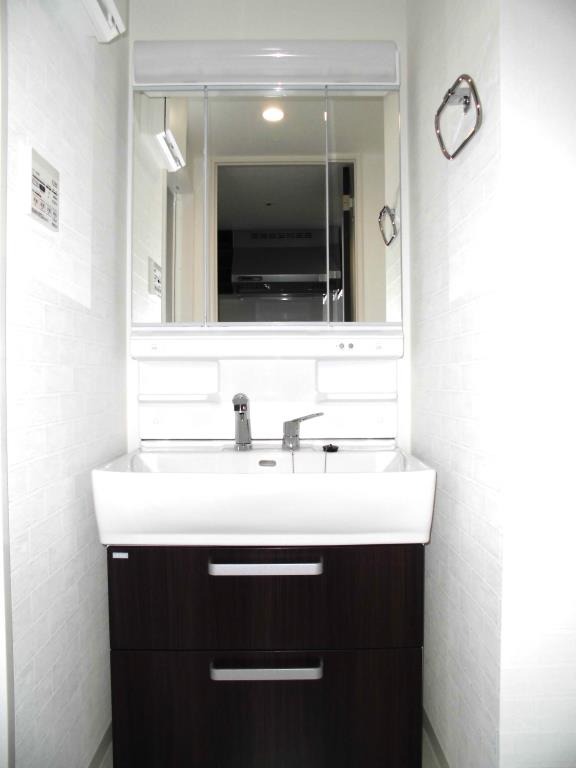 洗面設備　朝の身支度が捗りますね！