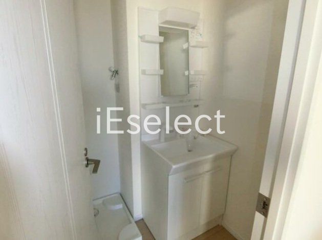 洗面設備　身支度らくらくシャンプードレッサー！