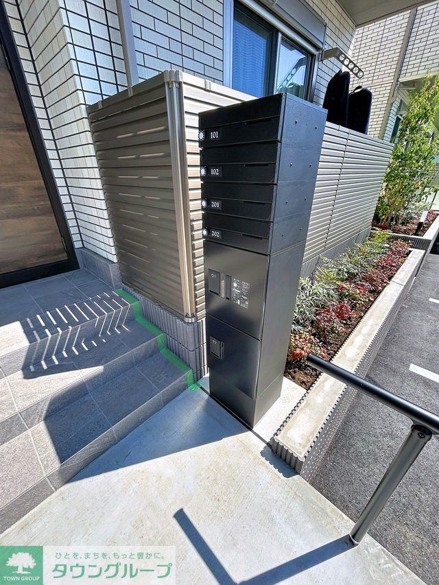 エントランス　バルコニー