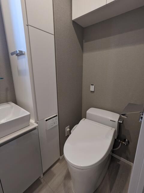 トイレ　写真は同タイプ住居です。