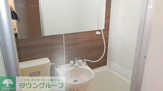 バス・シャワールーム　洗面