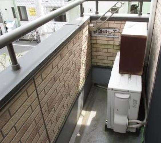 バルコニー　★洗濯物を干すスペース充分に取れます★