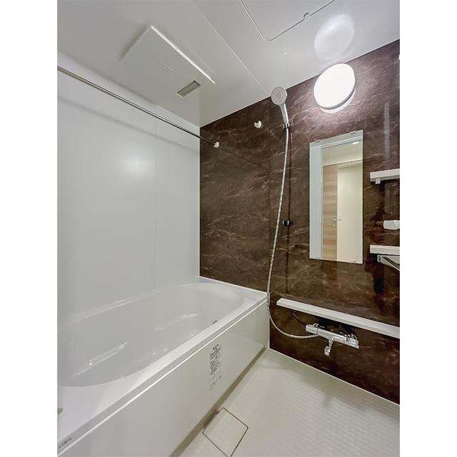 バス・シャワールーム　※写真は同タイプ住戸です。