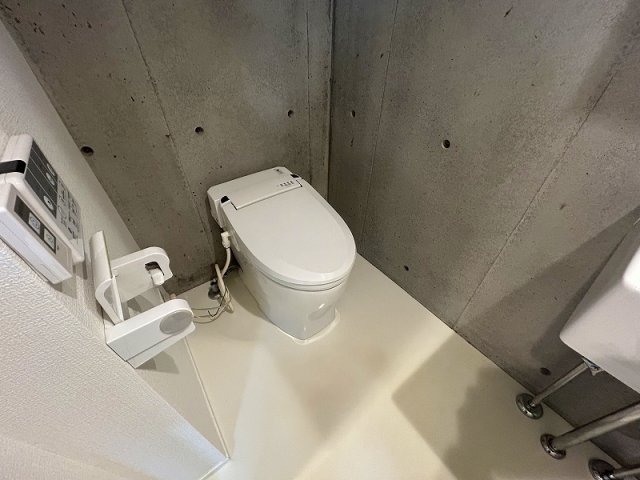 トイレ　ＥＤＩＴ新宿富久町