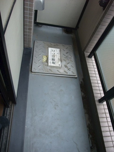 バルコニー　バルコニーあります