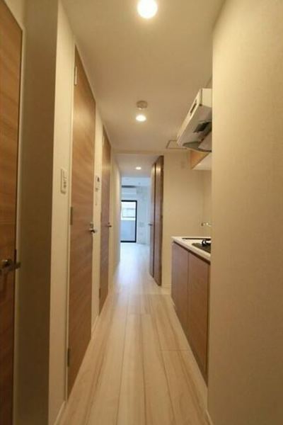 玄関　※別部屋参考写真