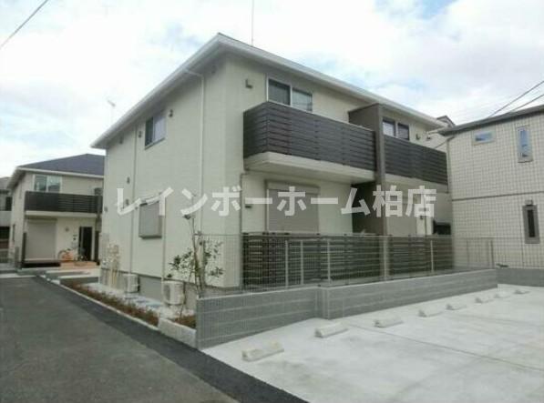 建物外観　外観は落ち着いています