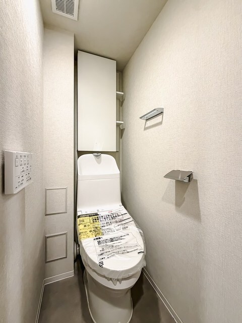 トイレ　※写真は同タイプ住戸です。