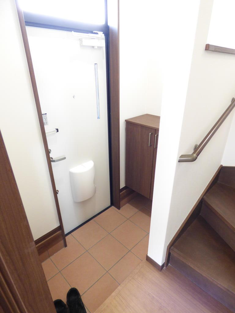 玄関　同タイプによる完成イメージです