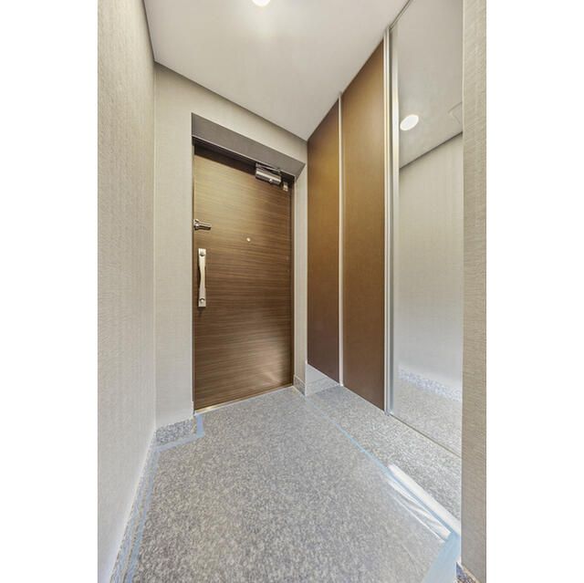 玄関　明るい玄関です